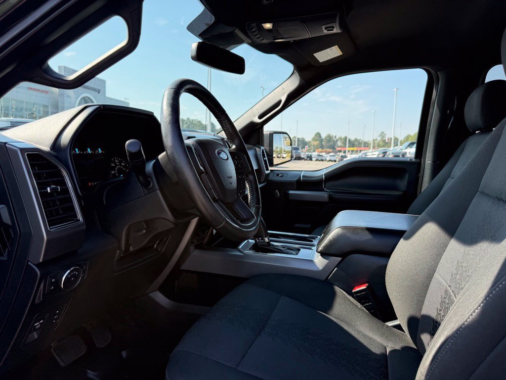 Used 2020 Ford F150 XLT w/ Equipment Group 302A Luxury AWD/4WD image 4