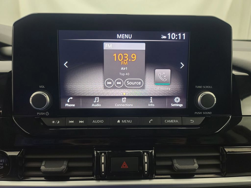 Used 2025 Nissan Pathfinder SV image 33