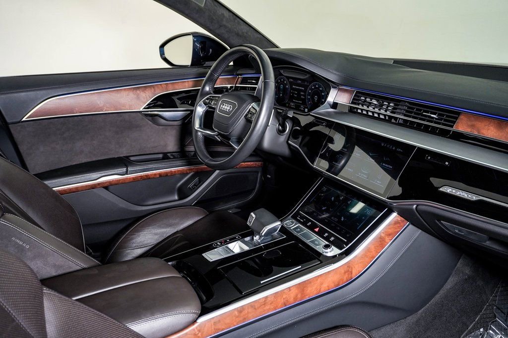 Used 2020 Audi A8 L 4.0T w/ Sport Plus Package image 14