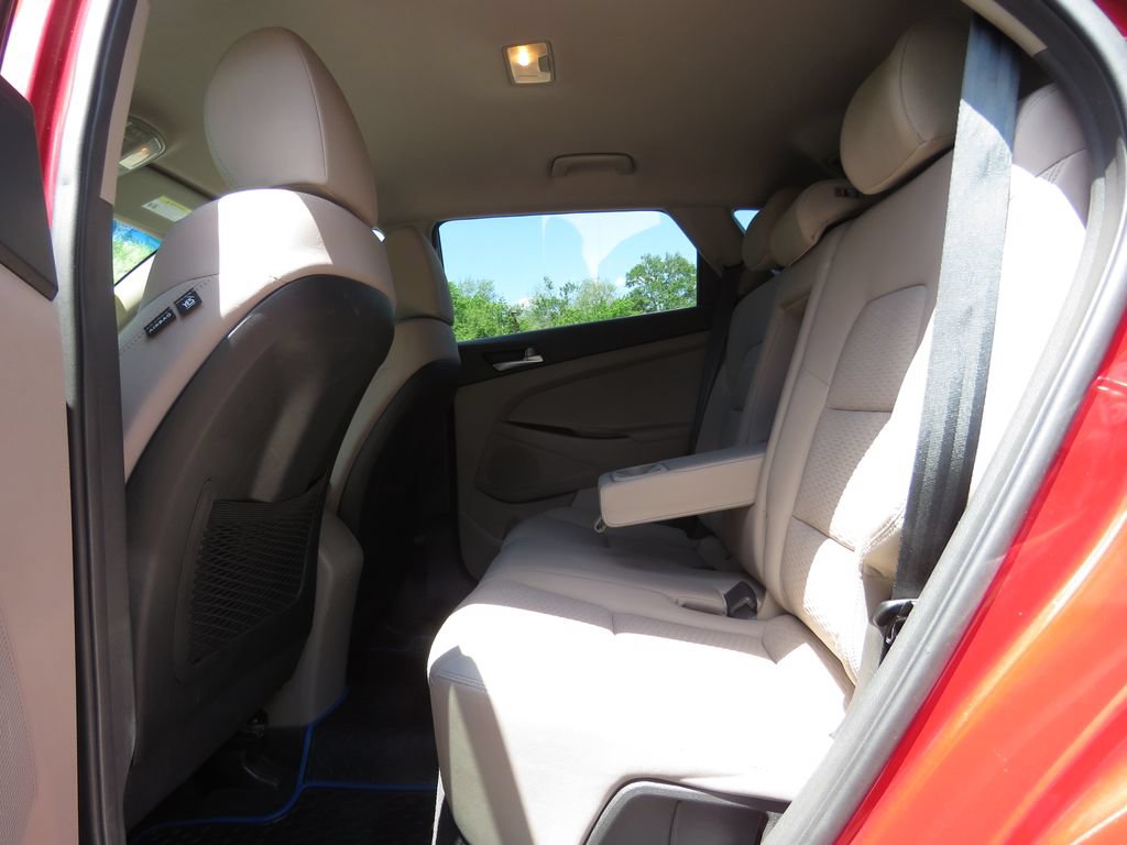 Used 2021 Hyundai Tucson Value AWD/4WD image 19