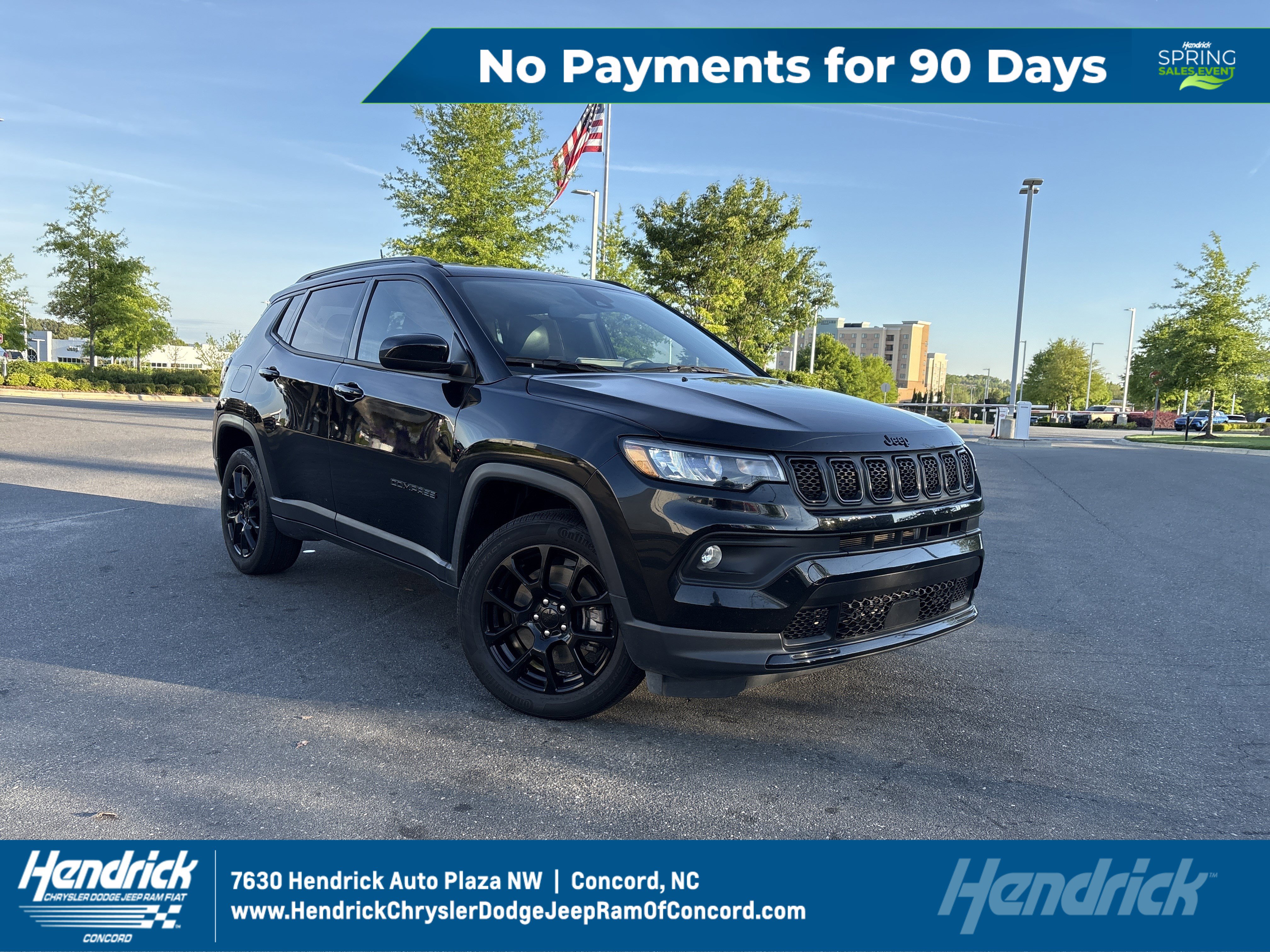 Used 2023 Jeep Compass Altitude AWD/4WD image 1