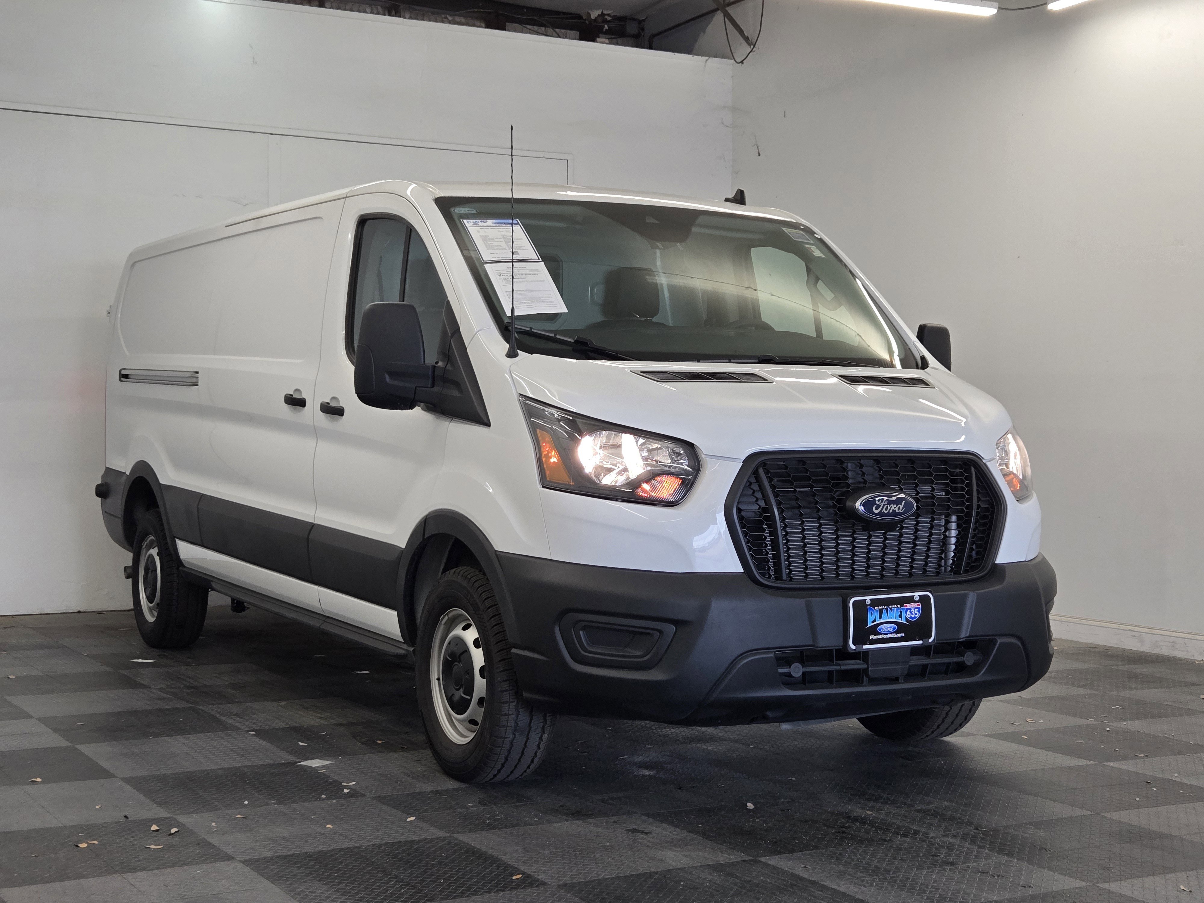 Used 2024 Ford Transit 150 Low Roof RWD video 2