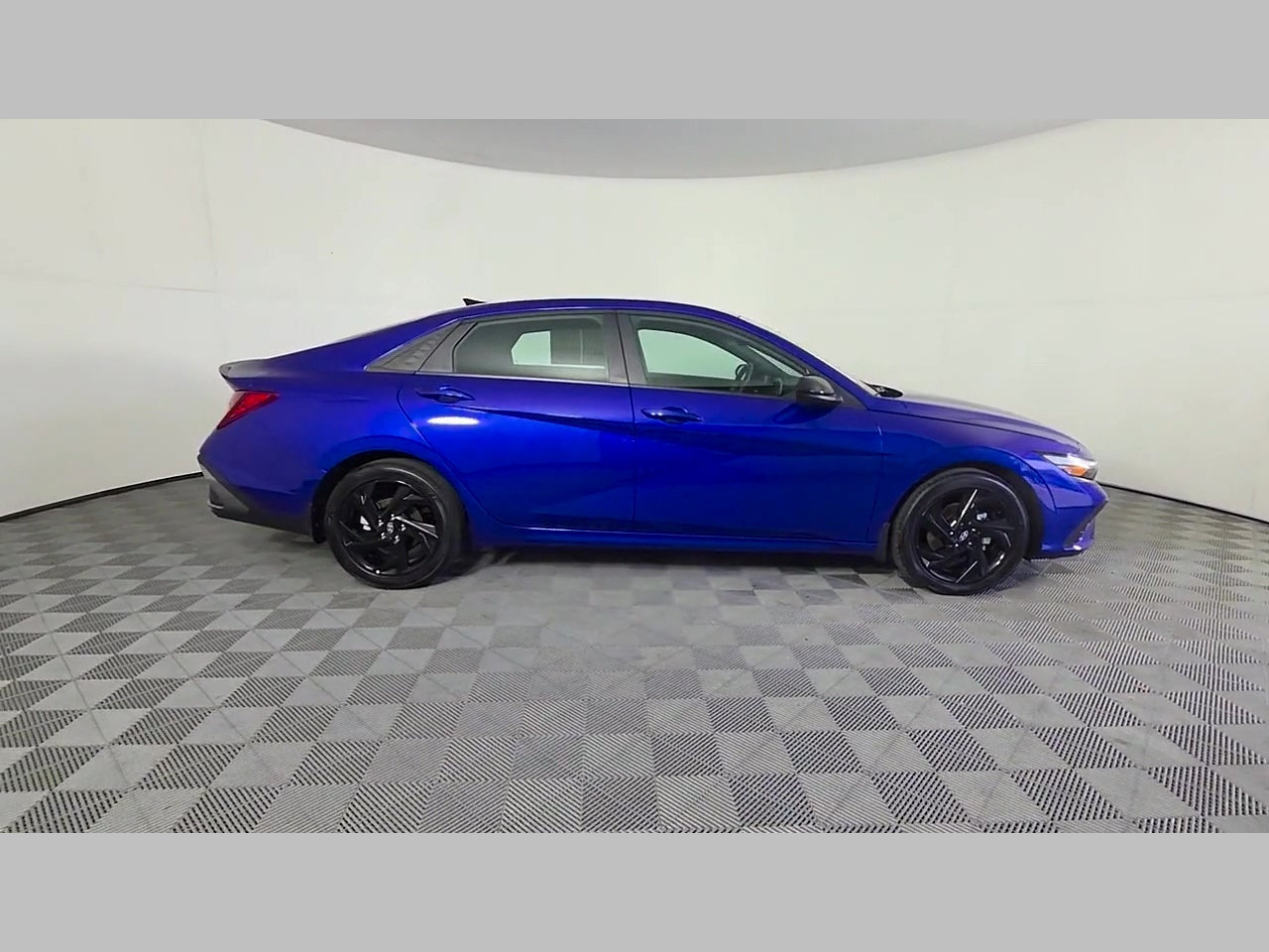 Used 2026 Hyundai Elantra Sport FWD image 35