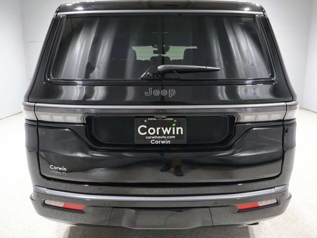 New 2026 Jeep Grand Wagoneer L Summit AWD/4WD image 3