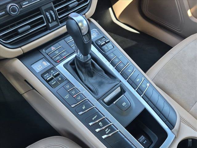 Used 2021 Porsche Macan AWD/4WD image 12