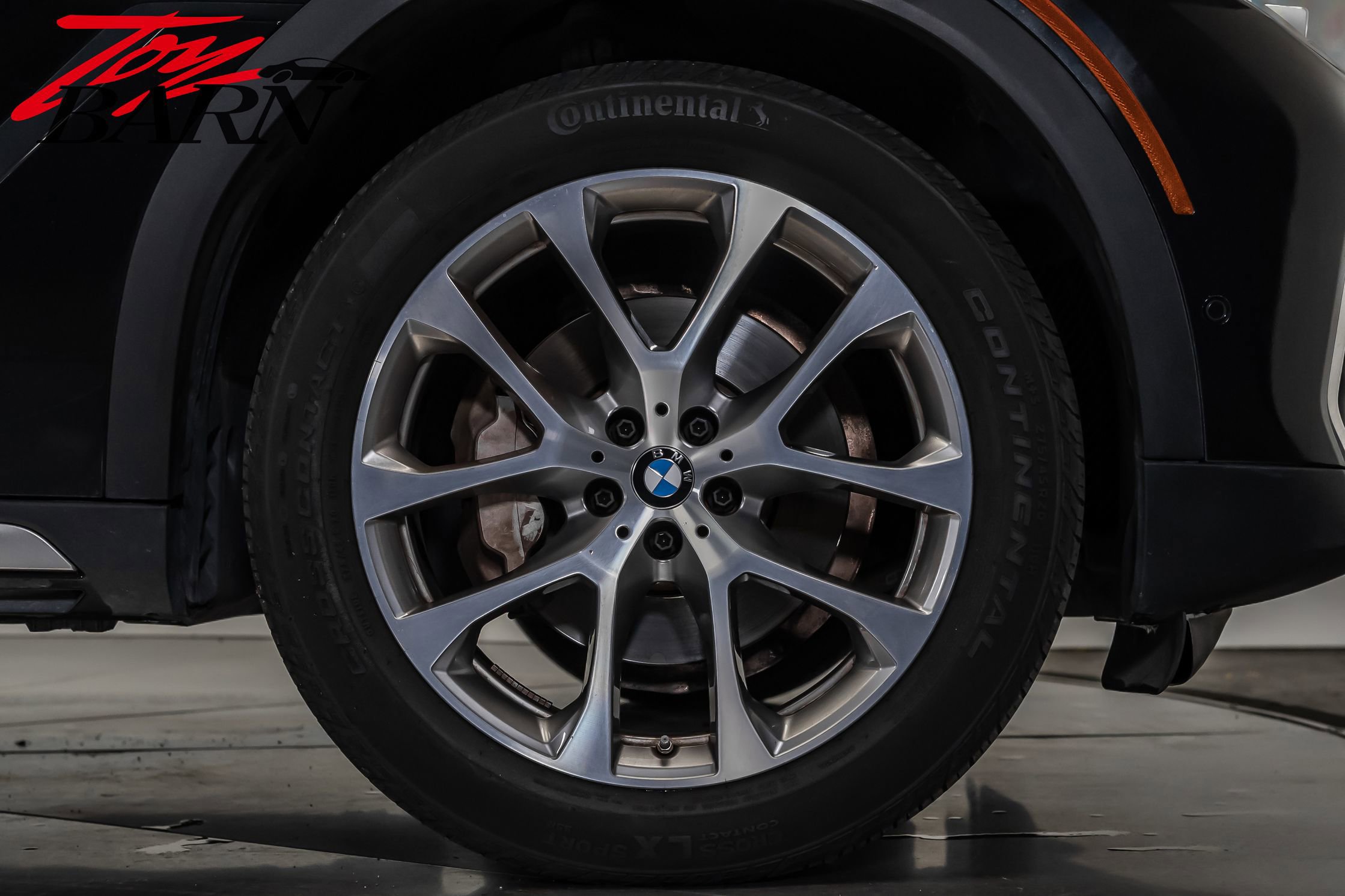 Used 2023 BMW X6 xDrive40i w/ Premium Package image 16