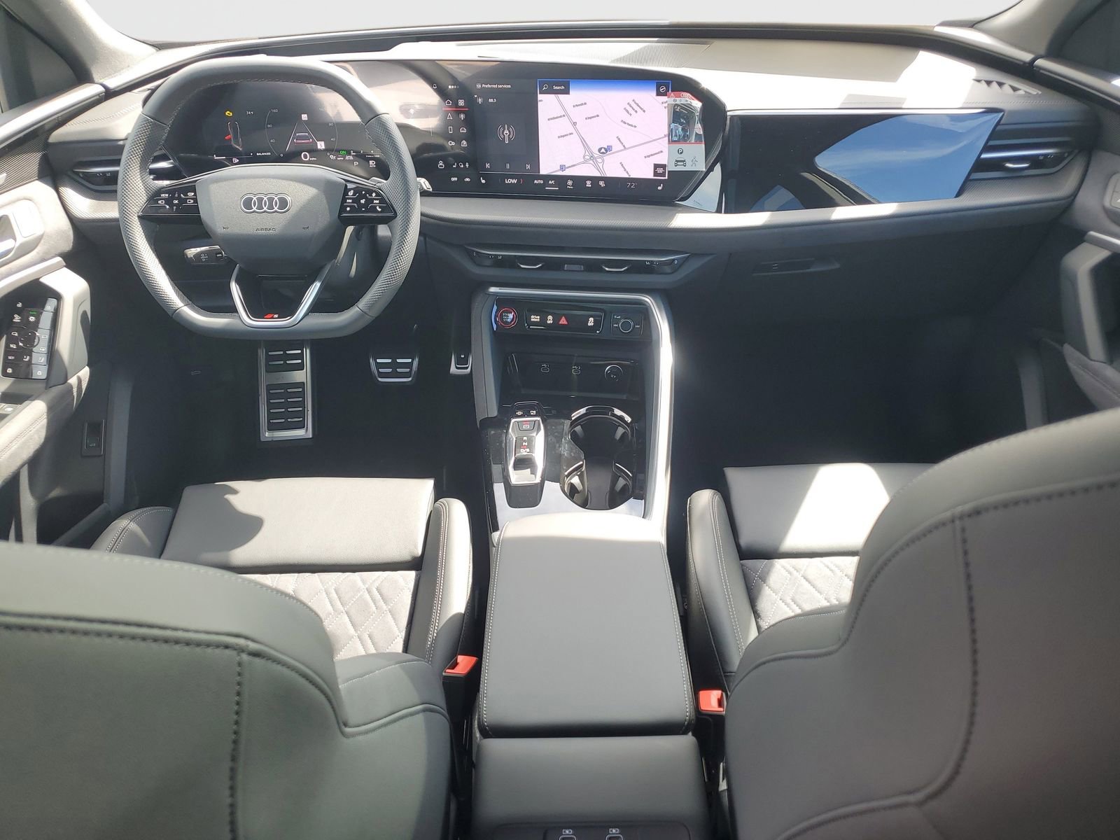 New 2025 Audi SQ5 Premium Plus image 10