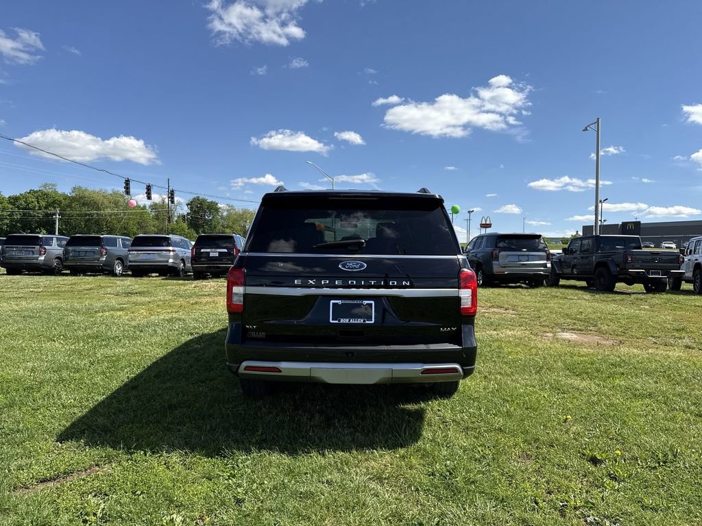 Used 2024 Ford Expedition Max XLT RWD image 19