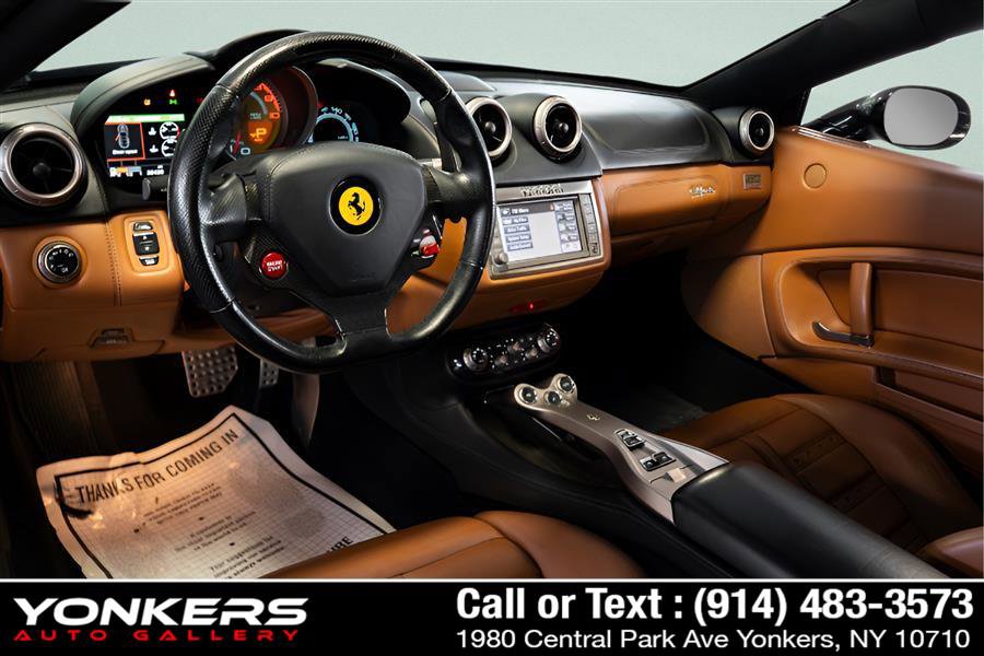 Used 2010 Ferrari California RWD image 35