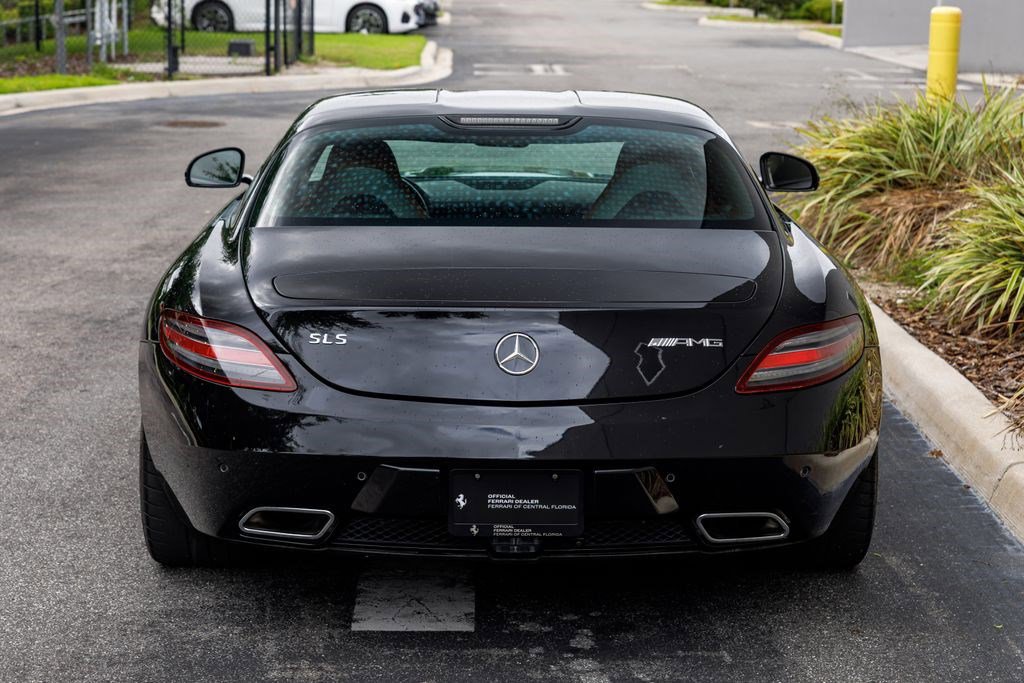 Used 2011 Mercedes-Benz SLS AMG Coupe image 5
