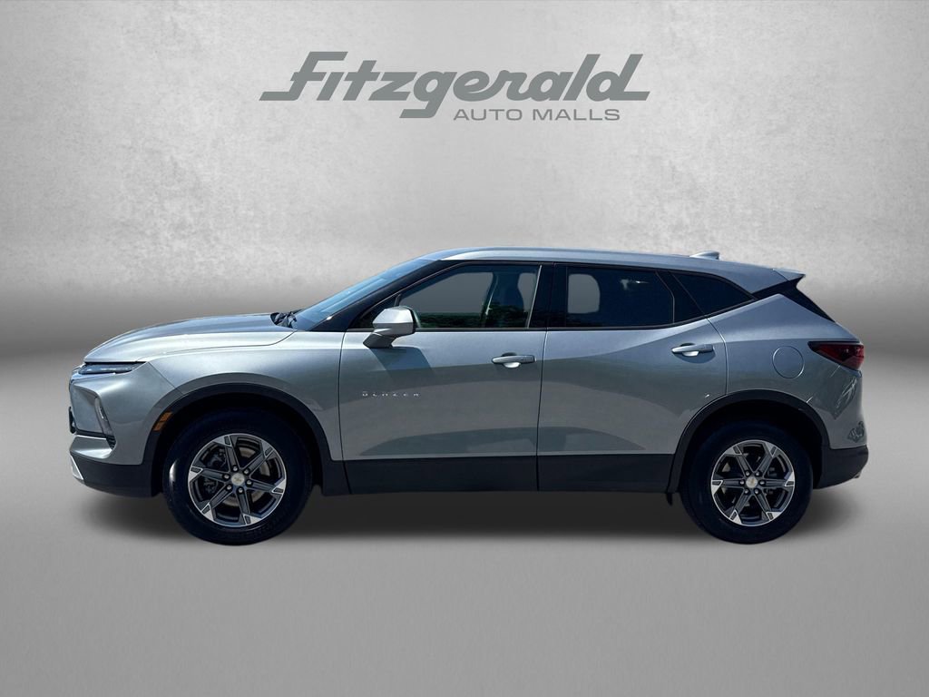 New 2026 Chevrolet Blazer LT AWD/4WD image 3