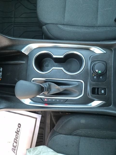 Used 2023 Chevrolet Traverse LT image 26