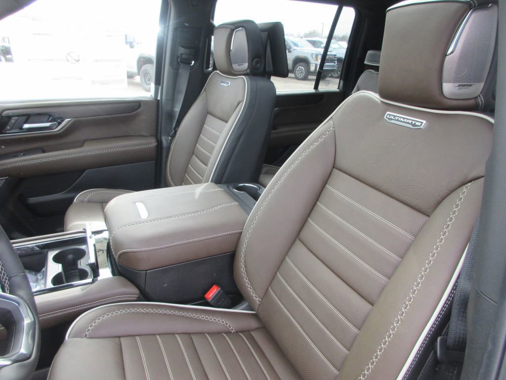 New 2026 GMC Yukon XL Denali Ultimate image 12