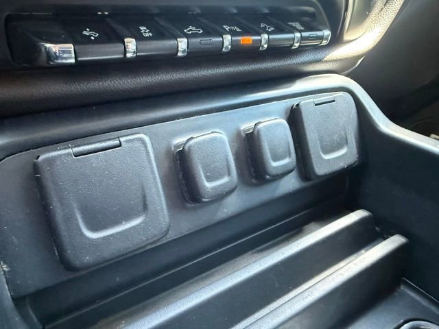 Used 2016 Chevrolet Silverado 2500 LTZ w/ Duramax Plus Package AWD/4WD image 29