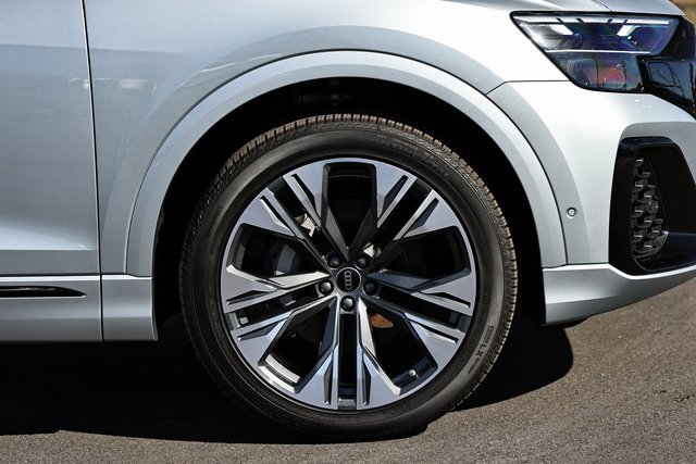 New 2025 Audi Q8 Premium Plus image 5