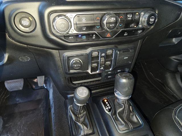 Used 2023 Jeep Wrangler Unlimited Sahara image 20