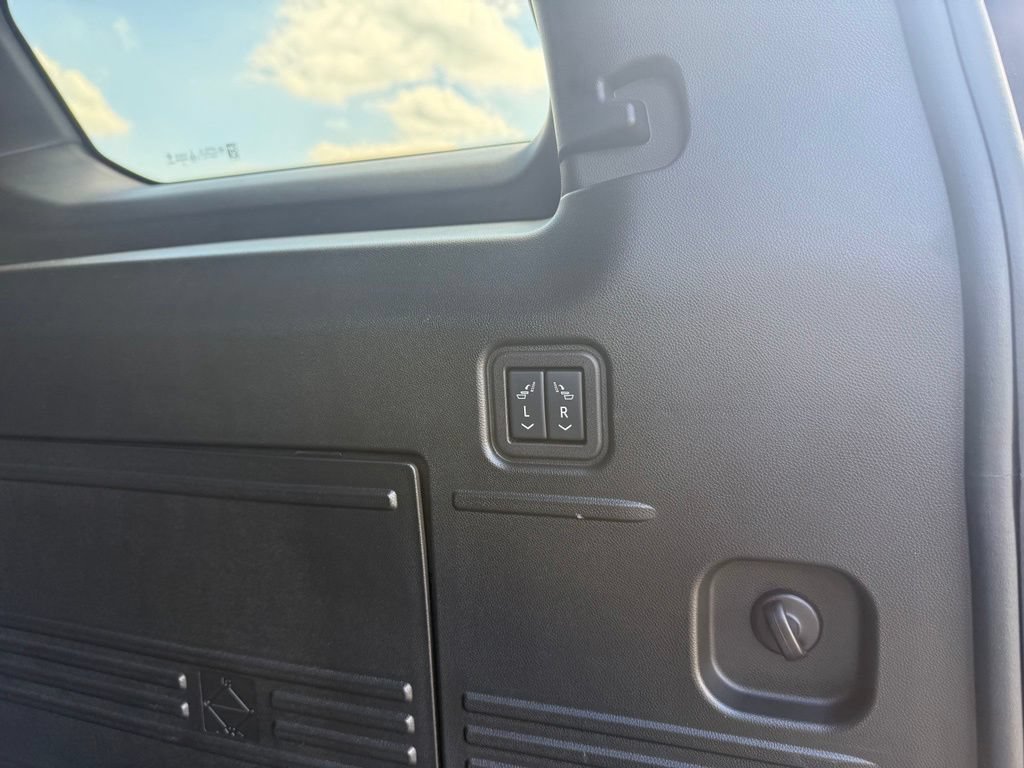 Used 2025 GMC Hummer EV 3X AWD/4WD image 7