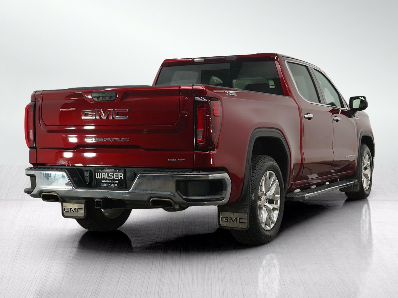 Used 2022 GMC Sierra 1500 SLT w/ SLT Premium Package AWD/4WD image 5