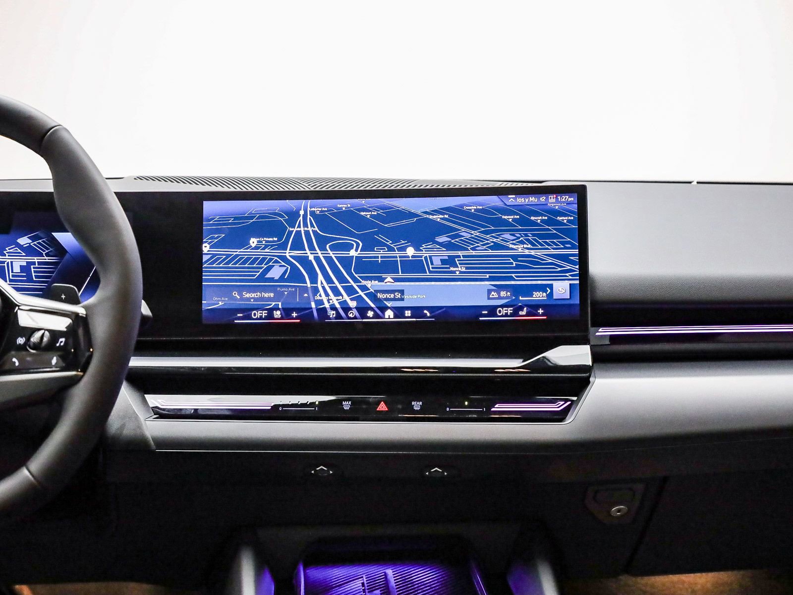 Used 2025 BMW 530i w/ Premium Package image 15