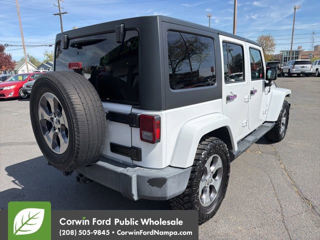 Used 2016 Jeep Wrangler Unlimited Sahara w/ Connectivity Group image 5