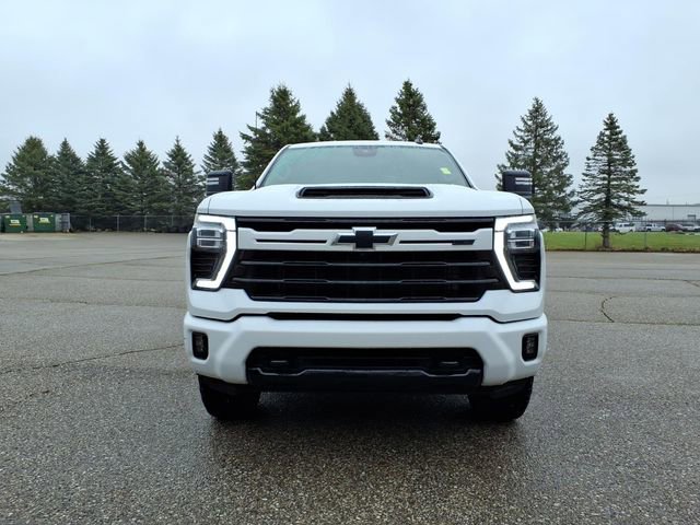 Used 2024 Chevrolet Silverado 2500 LT w/ Z71 Sport Edition image 2