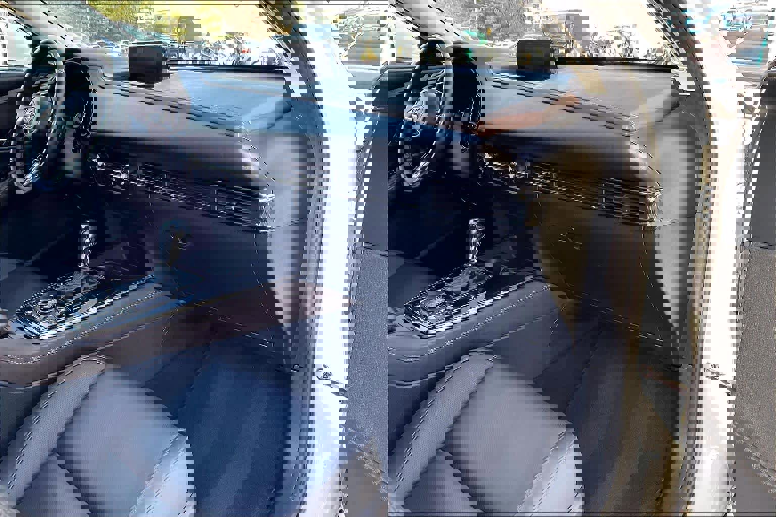 Used 2022 MAZDA CX-30 AWD 2.5 S w/ Premium Package image 18