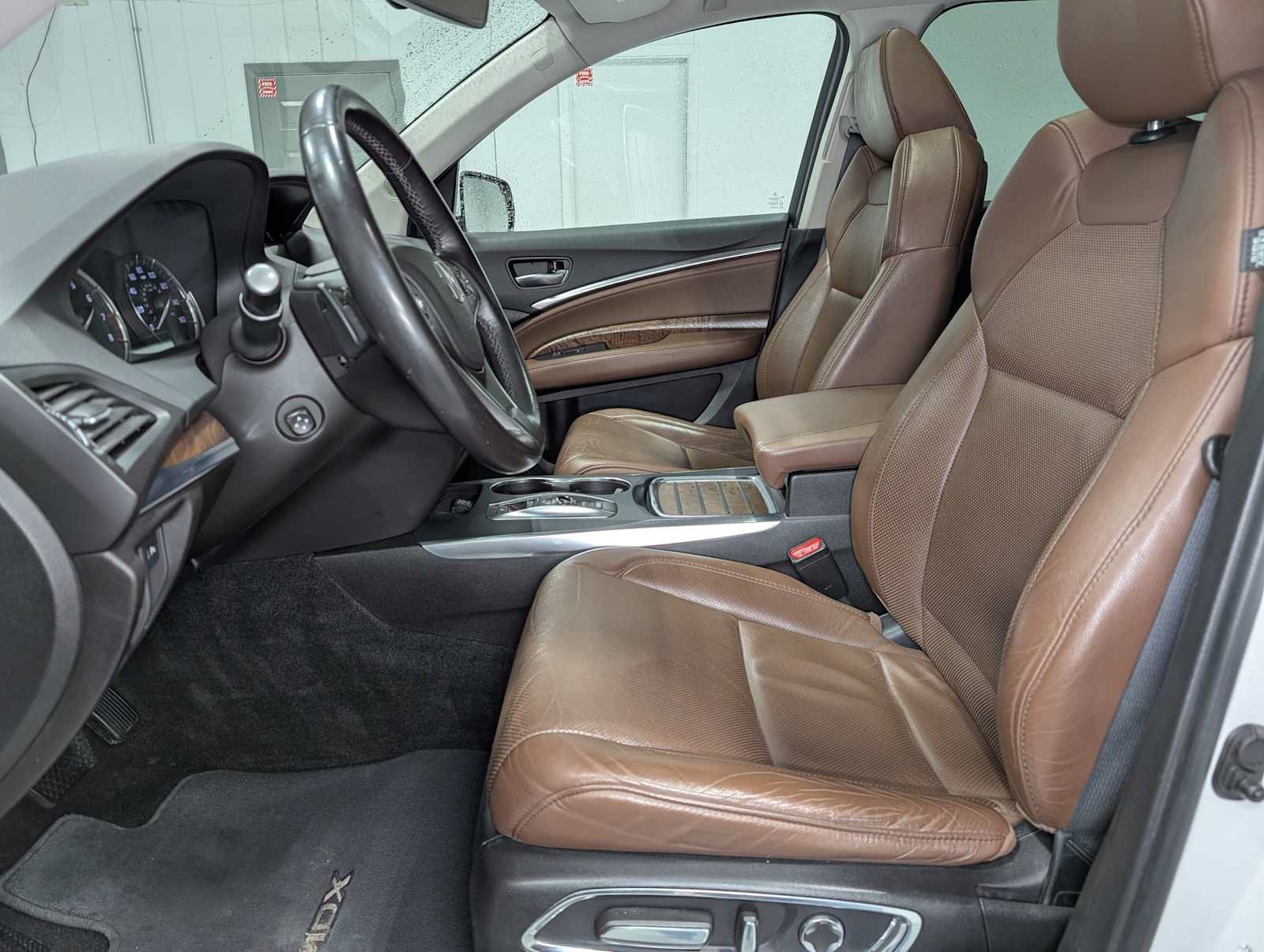 Used 2020 Acura MDX SH-AWD w/ Technology Package image 4