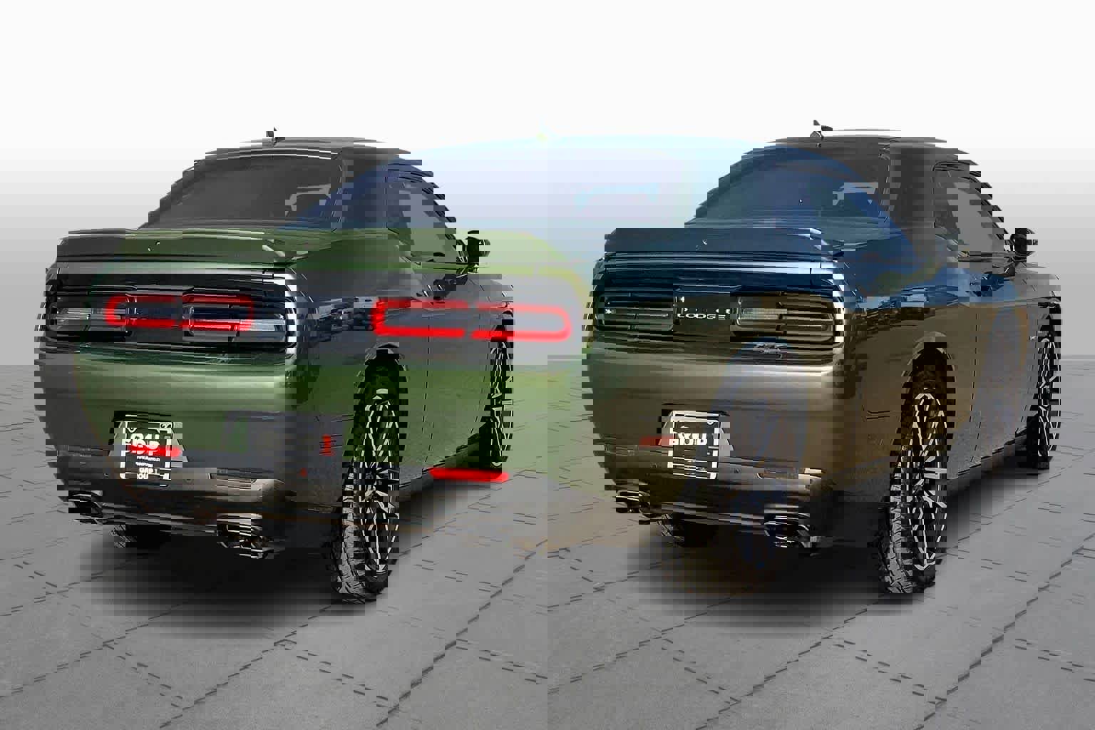 Used 2022 Dodge Challenger R/T w/ Plus Package image 11