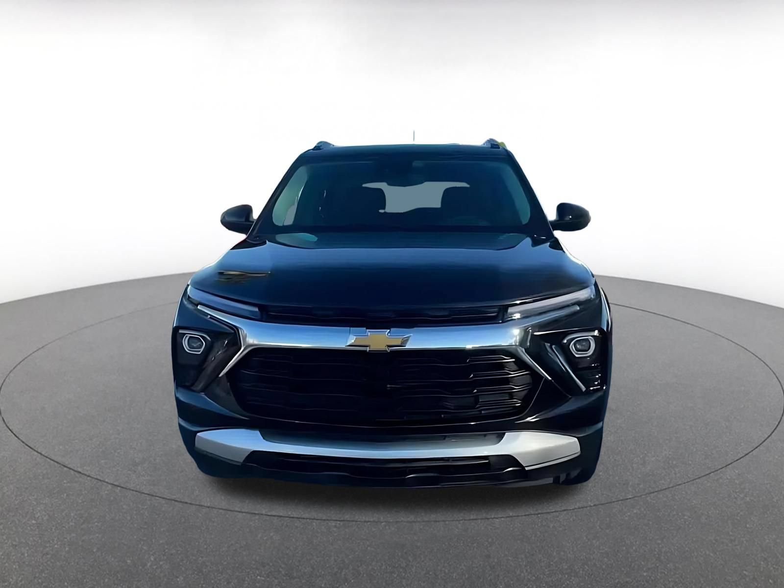 Used 2025 Chevrolet TrailBlazer LT AWD/4WD image 4