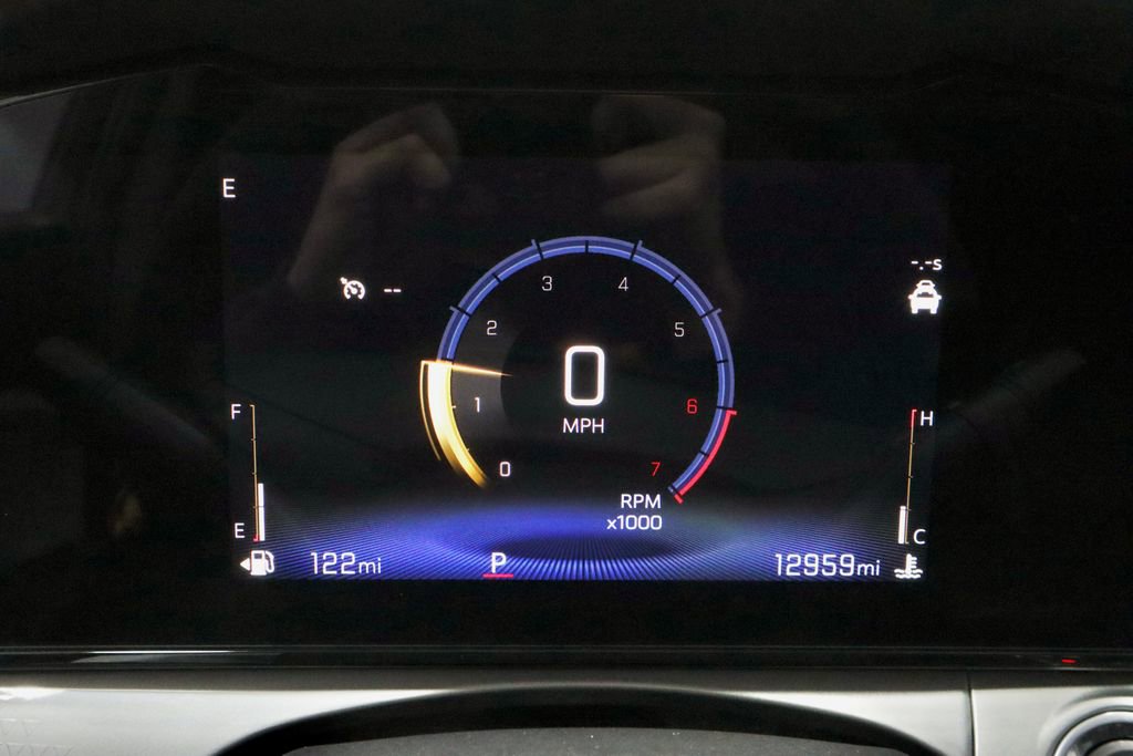 Used 2025 Chevrolet Trax LT w/ LT Convenience Package image 27