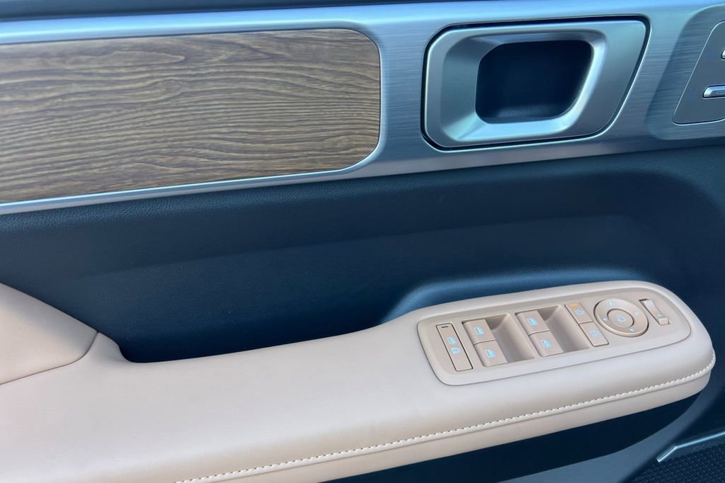 New 2026 Hyundai Santa Fe Limited image 9