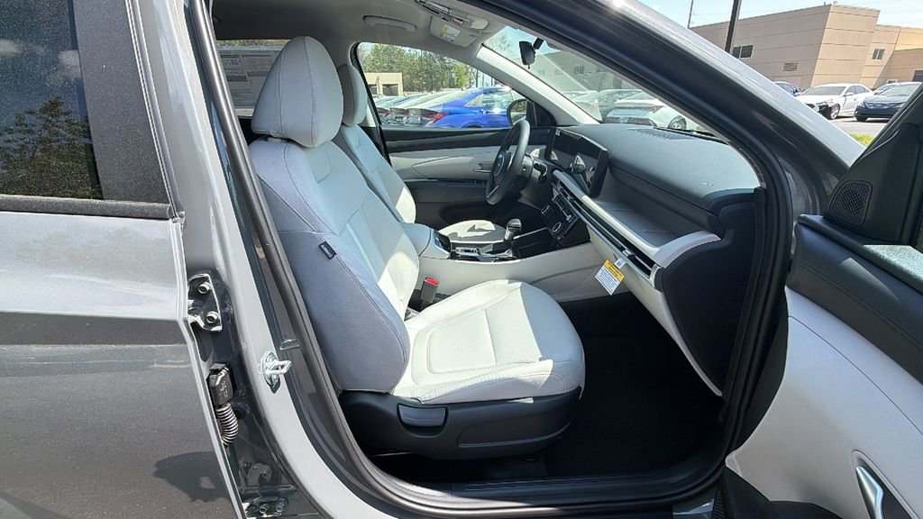 New 2026 Hyundai Tucson SEL image 14