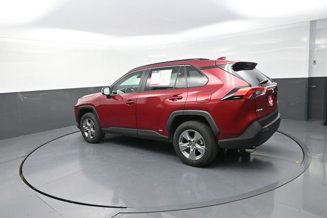 Used 2025 Toyota RAV4 XLE AWD/4WD image 48