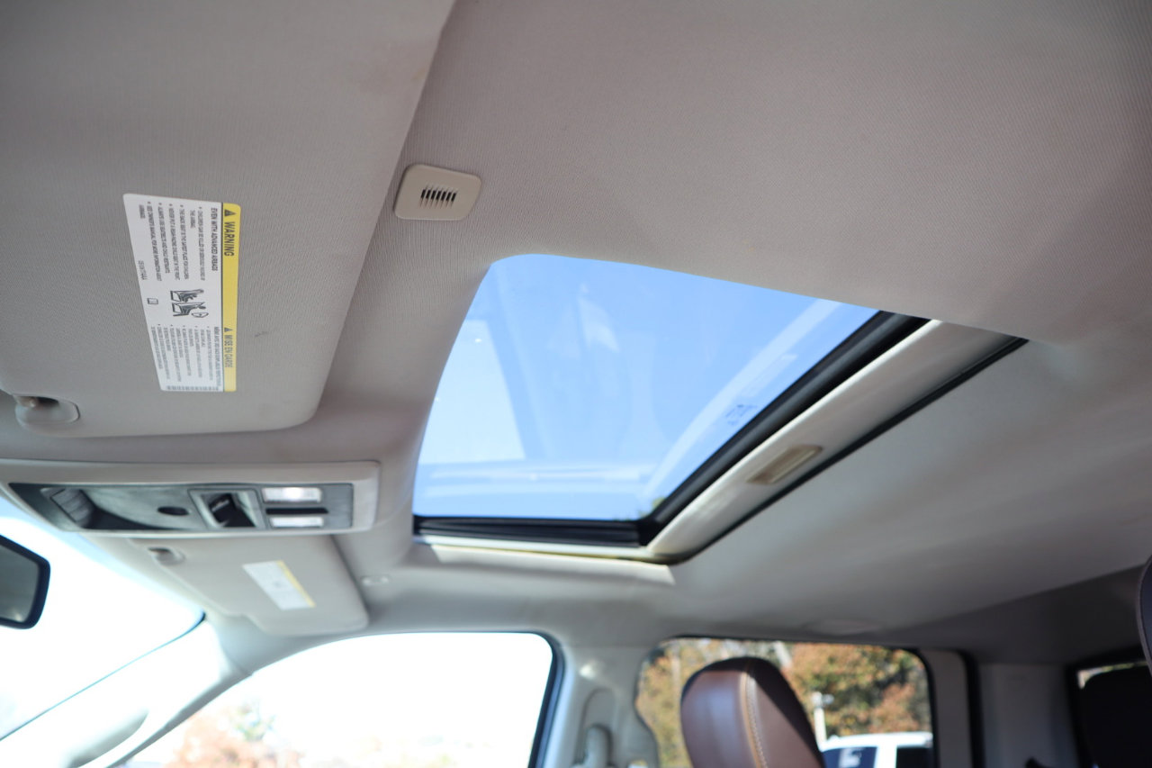 Used 2017 RAM 2500 Longhorn image 12