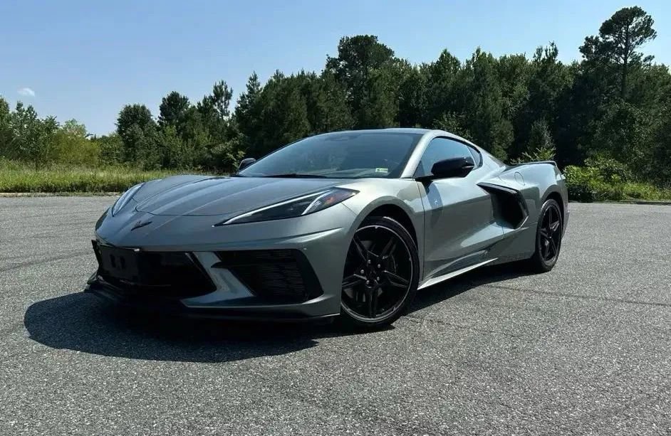 Used 2024 Chevrolet Corvette Stingray Preferred Cpe w/ Z51 Performance Package image 1