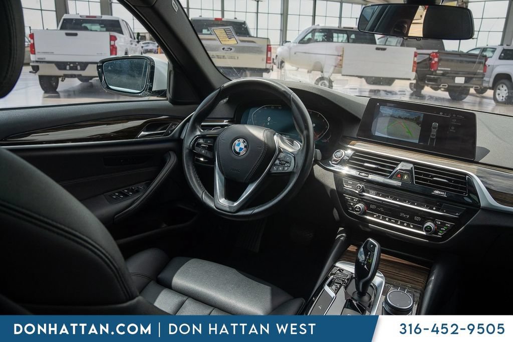 Used 2020 BMW 530i w/ Convenience Package RWD image 17