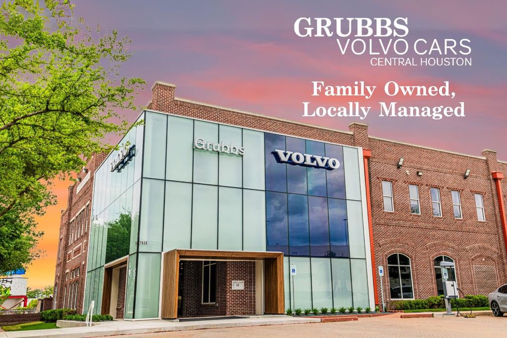 Used 2025 Genesis GV70 3.5T Sport image 10