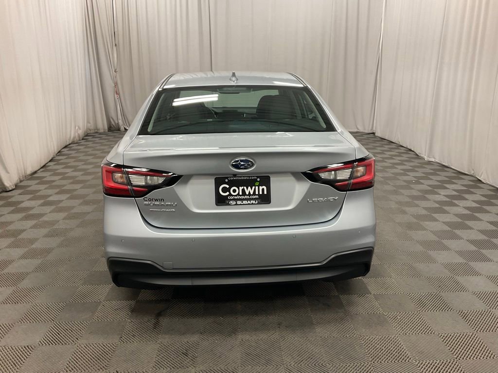 Used 2025 Subaru Legacy Limited image 3