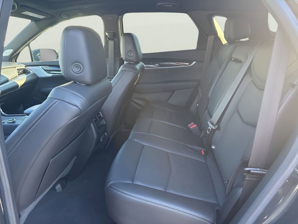 Used 2023 Cadillac XT5 Premium Luxury w/ Technology Package image 16