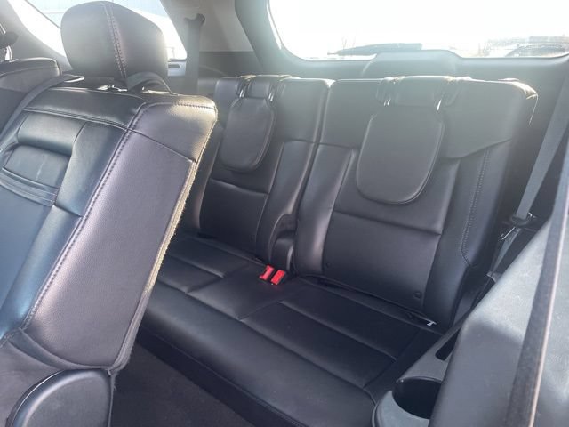 Used 2023 Ford Explorer Limited AWD/4WD image 21