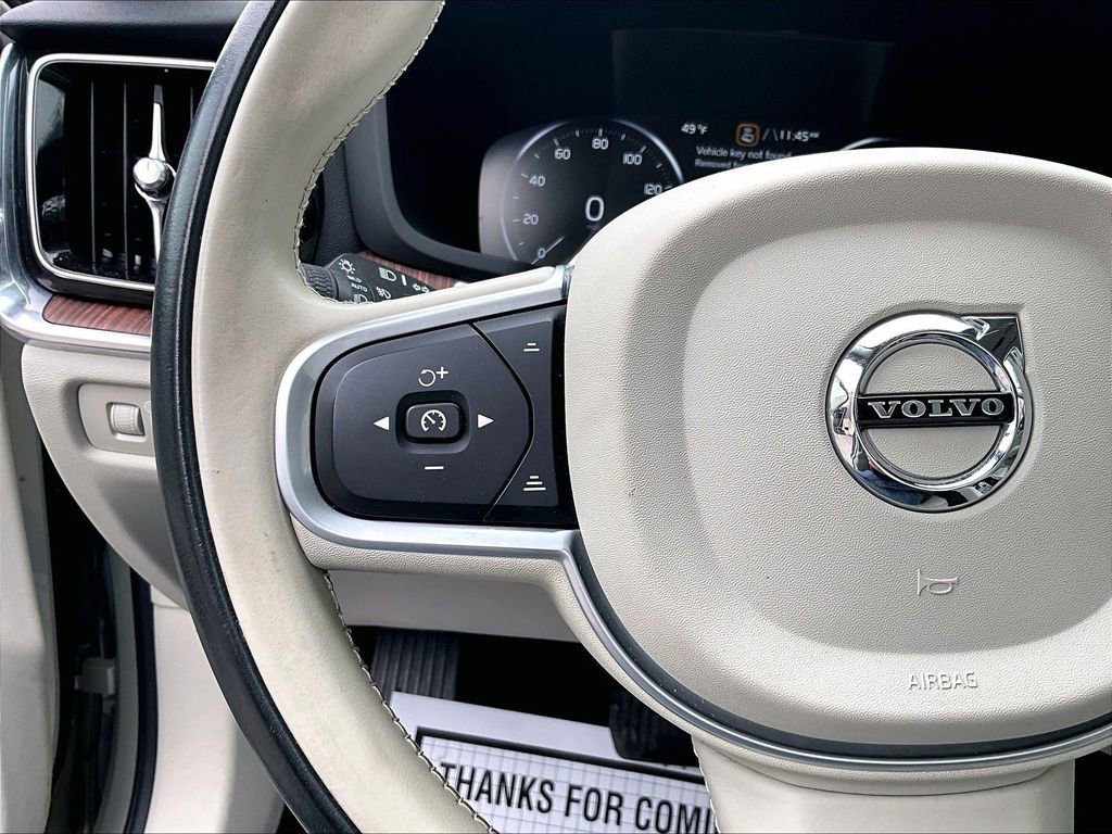 Used 2022 Volvo S60 B5 Momentum w/ Climate Package FWD image 16