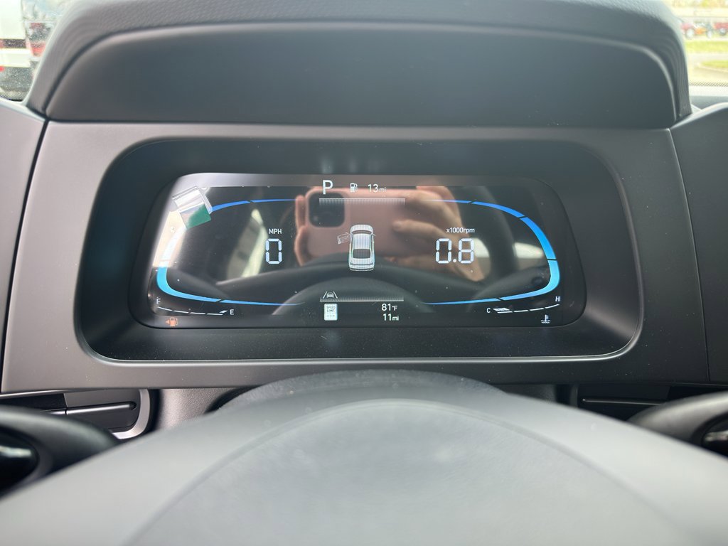 New 2026 Hyundai Elantra Sport FWD image 17