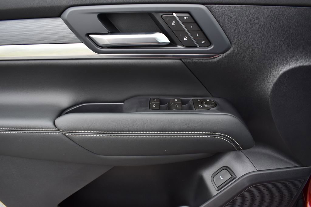 New 2026 GMC Terrain Elevation image 11