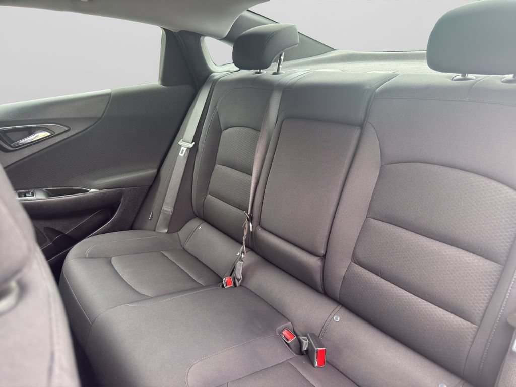 Used 2023 Chevrolet Malibu LT w/ Driver Confidence Package FWD image 13