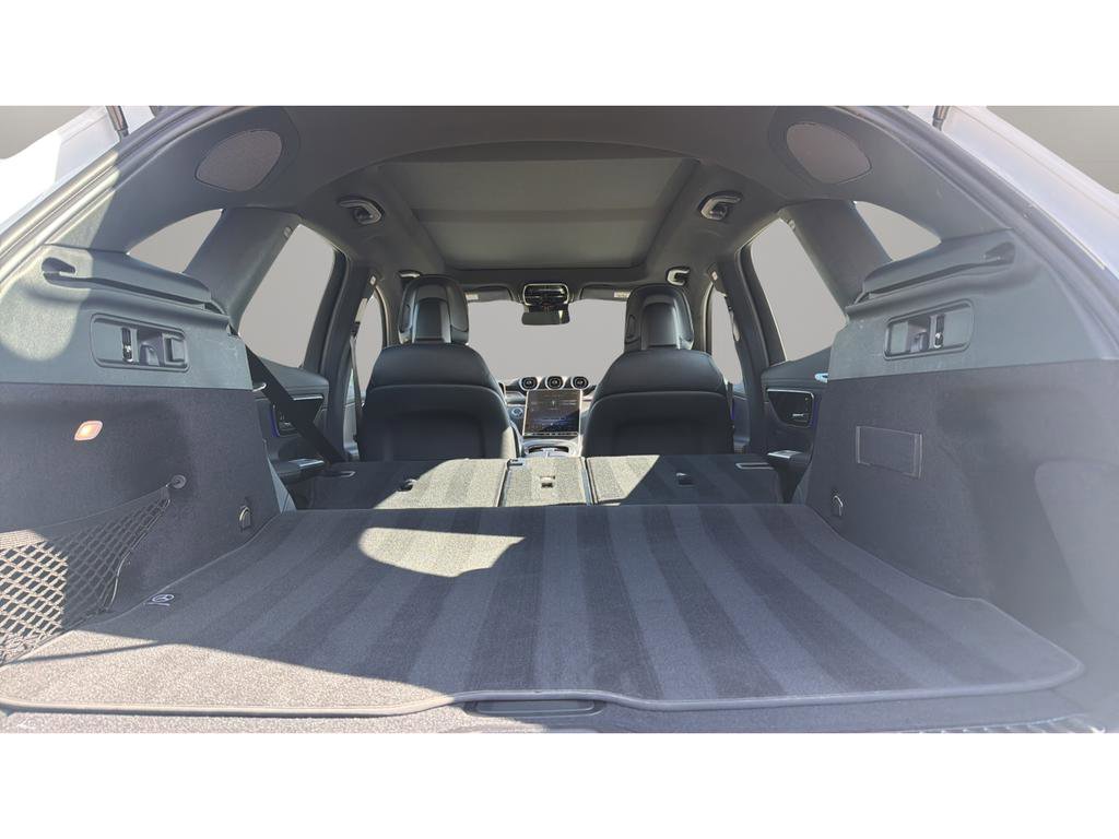 Used 2025 Mercedes-Benz GLC 43 AMG 4MATIC image 17