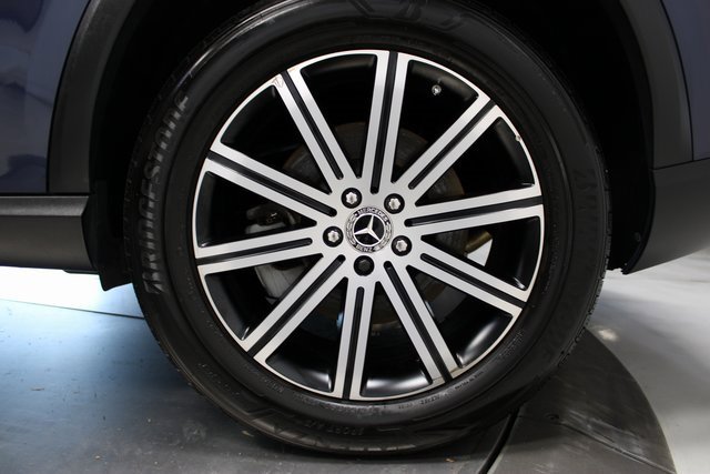 Used 2024 Mercedes-Benz GLE 450e 4MATIC image 36