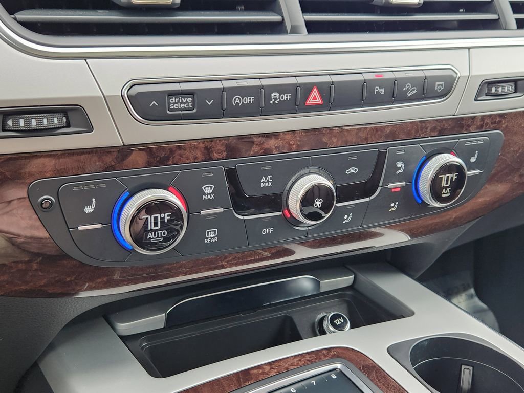 Used 2019 Audi Q7 2.0T Premium Plus w/ Premium Plus Package AWD/4WD image 10