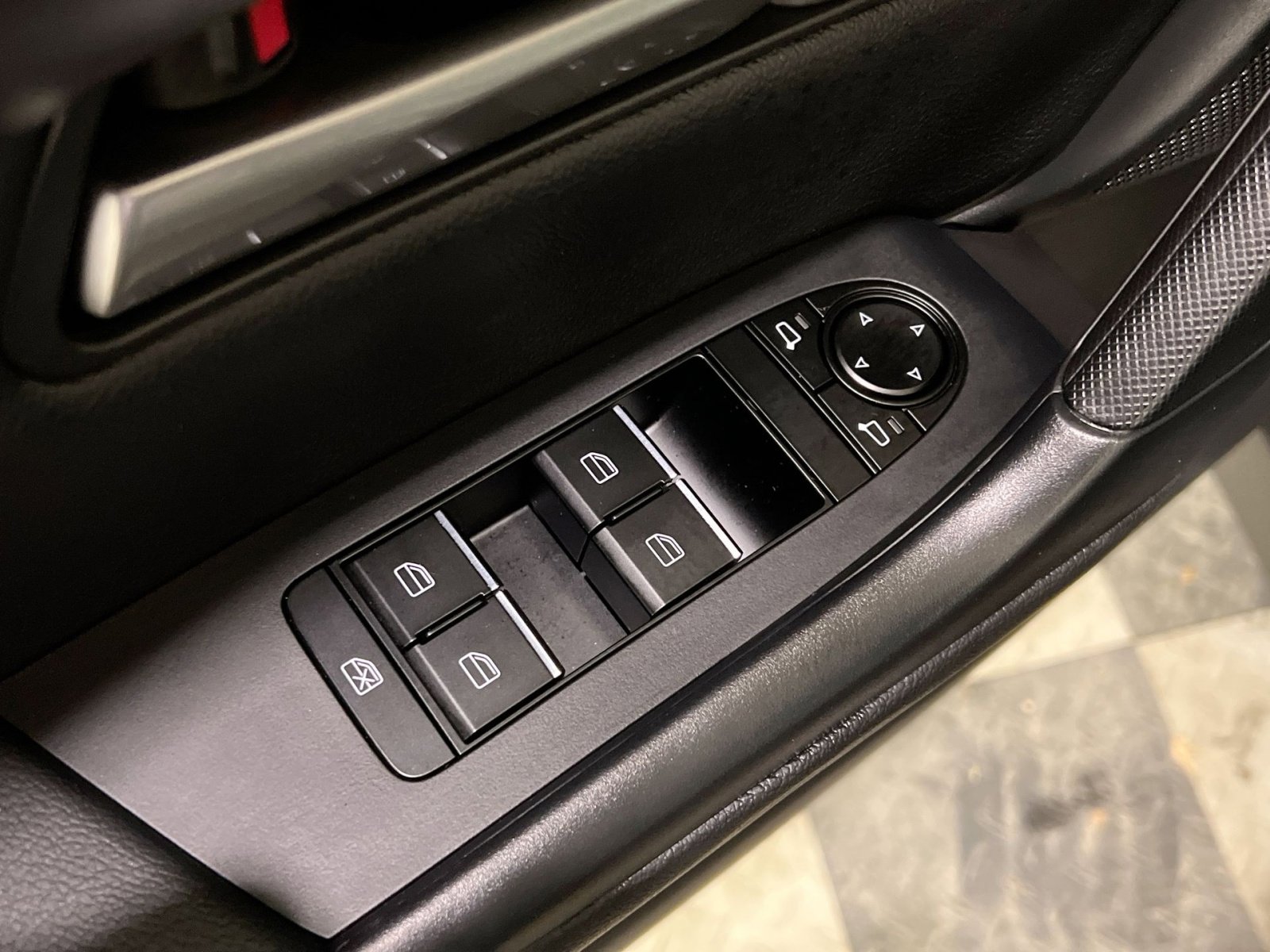 Used 2025 MAZDA CX-50 AWD 2.5 Hybrid w/ Weather Package image 31