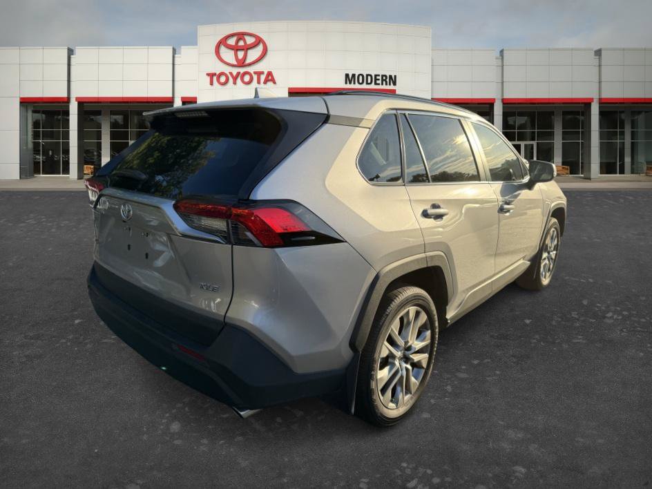 Used 2024 Toyota RAV4 XLE Premium w/ Weather Package FWD image 5