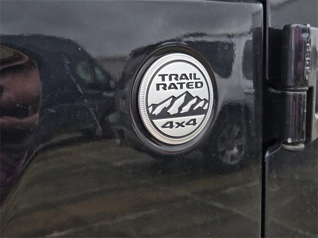 Used 2019 Jeep Wrangler Unlimited Sahara w/ Safety Group image 9